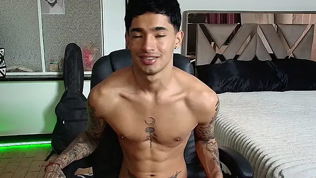 Damon  333 online show from September 22, 6:58 pm