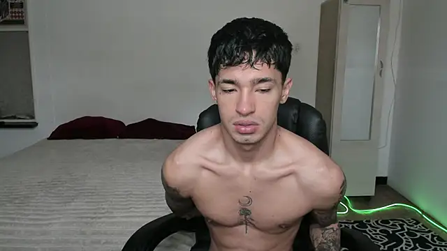 Damon  333 online show from March 26, 6:28 pm