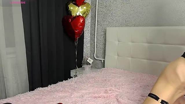 -Sacura- online show from February 8, 7:05 pm