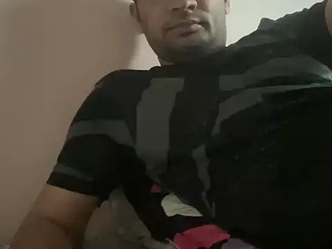 NiceBoy9099 online show from May 24, 9:53 am