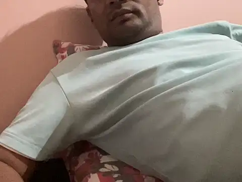 NiceBoy9099 online show from May 13, 5:53 pm