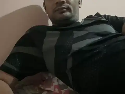 NiceBoy9099 online show from February 15, 5:34 pm