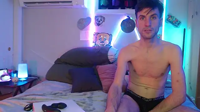 Funsizedshenanigans online show from January 16, 8:11 am