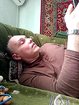 Pineapple04 online show from February 8, 11:19 am