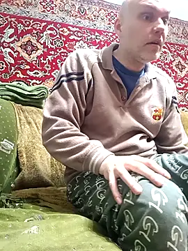 Pineapple04 online show from April 14, 6:57 pm