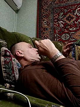 Pineapple04 online show from December 20, 8:22 pm