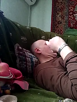 Pineapple04 online show from February 26, 1:33 pm