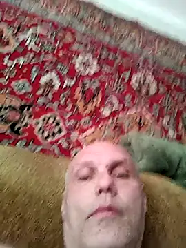 Pineapple04 online show from May 9, 5:11 am