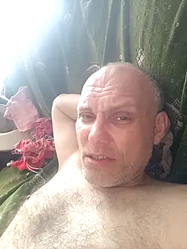 Pineapple04 online show from May 11, 6:48 am