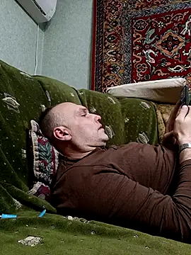 Pineapple04 online show from December 17, 4:34 pm