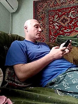 Pineapple04 online show from April 7, 7:43 am