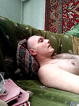 Pineapple04 online show from April 1, 11:44 am