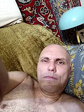 Snapshot of Pineapple04 chatting on October 29, 2:16 pm Pineapple04 online show from October 29, 2:16 pm