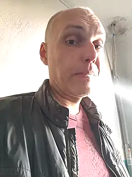 Snapshot of Pineapple04 chatting on October 30, 7:39 am Pineapple04 online show from October 30, 7:39 am