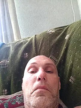 Snapshot of Pineapple04 chatting on October 23, 8:57 am Pineapple04 online show from October 23, 8:57 am