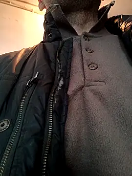 Pineapple04 online show from April 14, 6:51 am