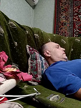 Pineapple04 online show from April 2, 8:37 pm