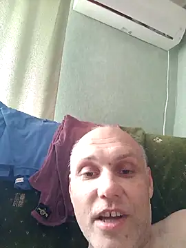 Pineapple04 online show from May 14, 10:45 am