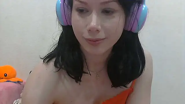 Snapshot of SashaGrinch chatting on February 16, 4:53 pm SashaGrinch online show from February 16, 4:53 pm