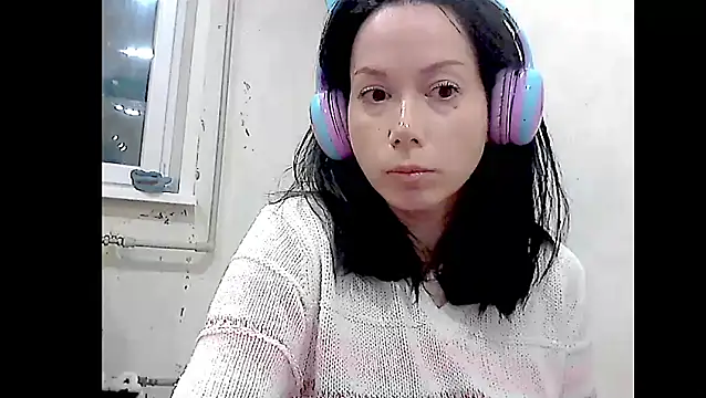 Snapshot of SashaGrinch chatting on January 22, 4:33 pm SashaGrinch online show from January 22, 4:33 pm