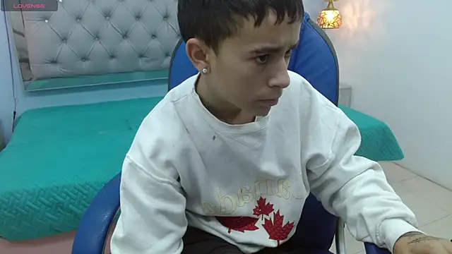 Snapshot of Xavii18 chatting on January 31, 12:40 pm Xavii18 online show from January 31, 12:40 pm