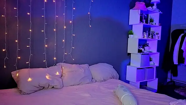 aneta alisha online show from October 30, 12:36 pm