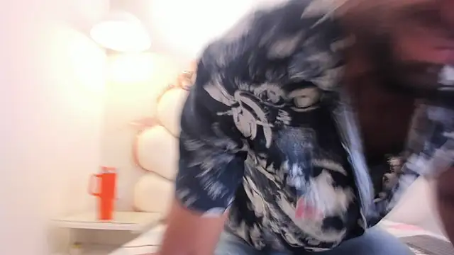 Ethan  Walker online show from December 20, 7:39 pm