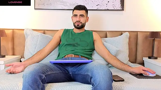 Ethan  Walker online show from February 6, 7:21 pm