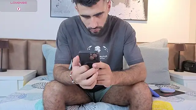 Ethan  Walker online show from April 16, 7:14 pm