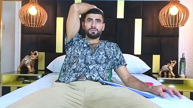 Ethan  Walker online show from November 6, 7:29 pm