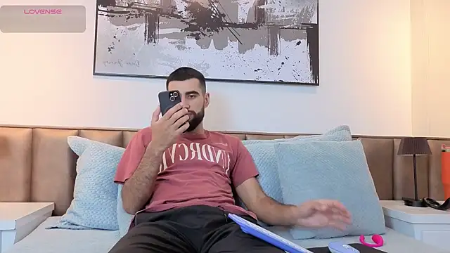 Ethan  Walker online show from March 6, 7:09 pm