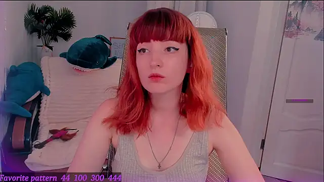 Snapshot of Toxic_Ellies chatting on May 25, 8:46 am Toxic Ellies online show from May 25, 8:46 am