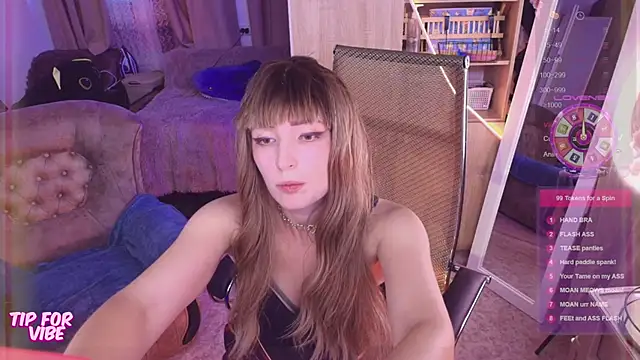 Toxic Ellies online show from September 14, 2:17 pm