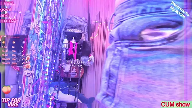 Toxic Ellies online show from February 26, 4:38 pm