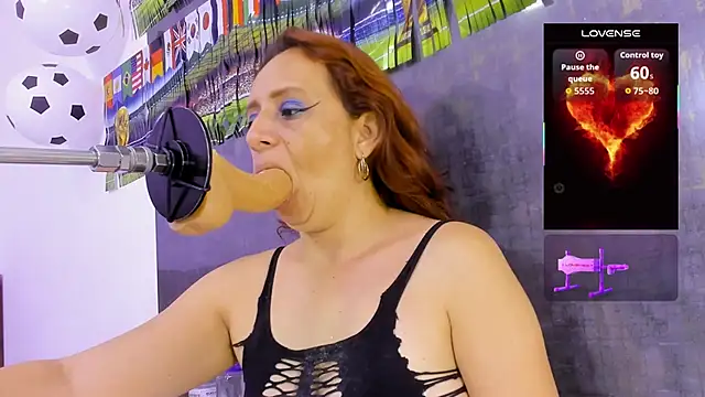 Snapshot of Issys_milf chatting on June 16, 8:09 pm Issys milf online show from June 16, 8:09 pm