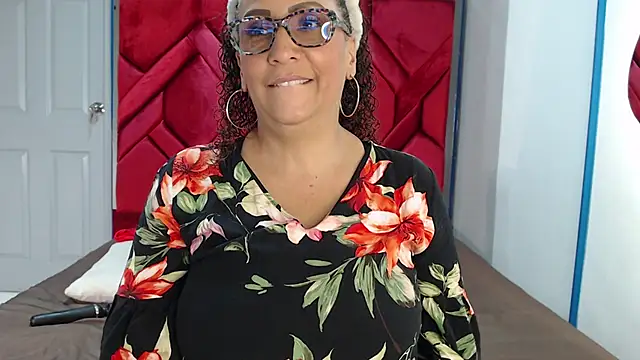 Snapshot of EvaMills1 chatting on March 4, 3:59 pm EvaMills1 online show from March 4, 3:59 pm