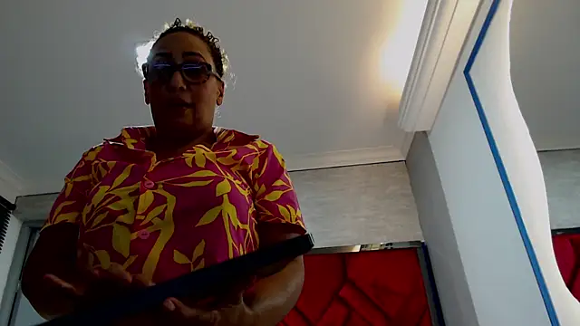 Snapshot of EvaMills1 chatting on March 11, 9:04 pm EvaMills1 online show from March 11, 9:04 pm