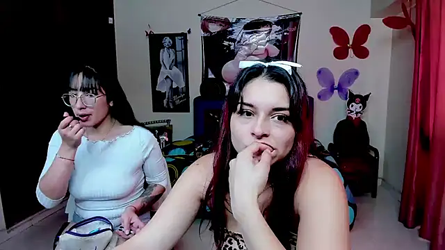 Snapshot of jeyloveebony chatting on November 11, 2:12 pm jeyloveebony online show from November 11, 2:12 pm