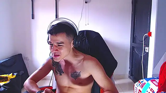 ADAM HOT online show from May 28, 2:45 pm
