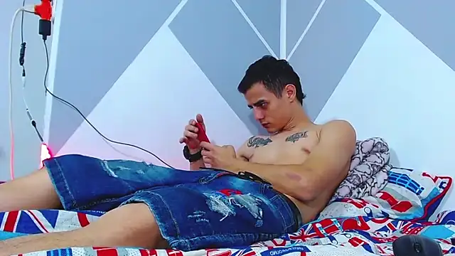 ADAM HOT online show from June 14, 1:24 am