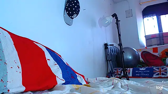 ADAM HOT online show from November 15, 8:57 pm