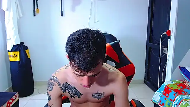 ADAM HOT online show from June 27, 9:54 pm