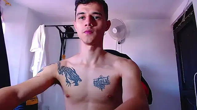 ADAM HOT online show from June 25, 9:20 pm