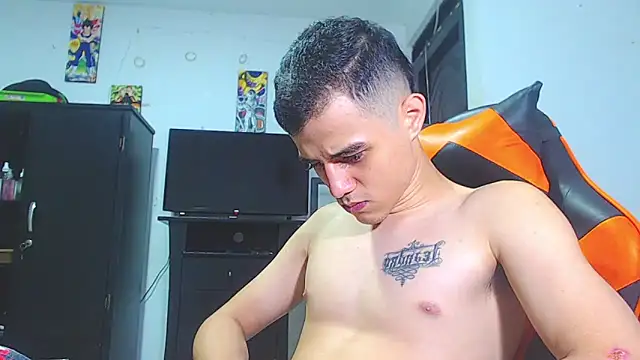 ADAM HOT online show from April 3, 12:28 am