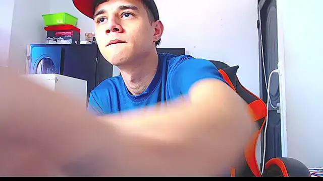 ADAM HOT online show from January 10, 8:37 pm