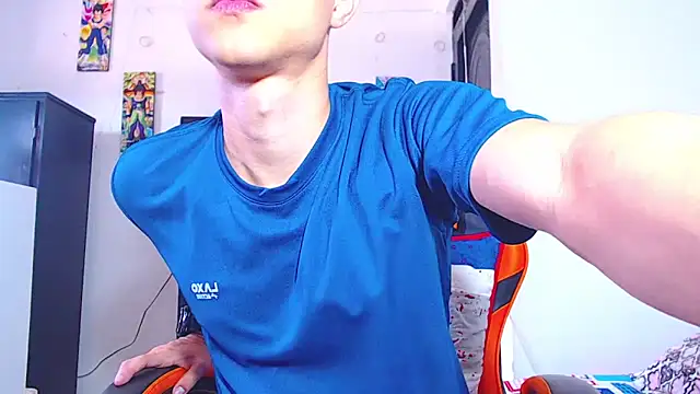 ADAM HOT online show from March 9, 9:07 pm