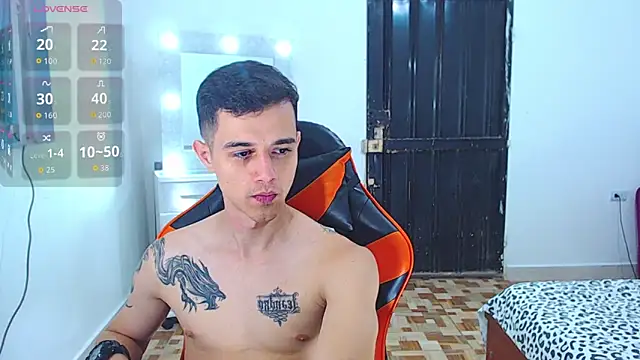 ADAM HOT online show from July 15, 9:22 pm