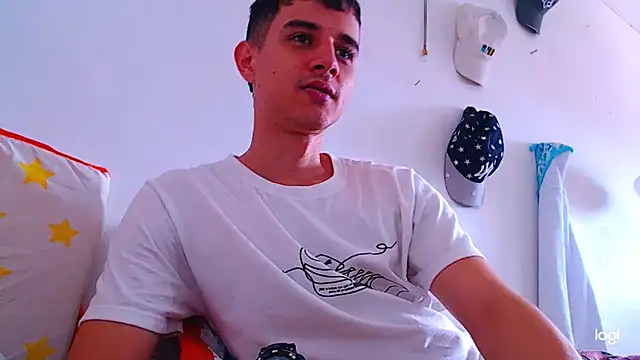 ADAM HOT online show from November 16, 7:18 pm