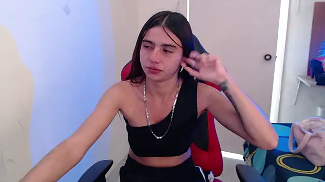 Snapshot of Maximesex chatting on November 26, 1:33 pm Maximesex online show from November 26, 1:33 pm