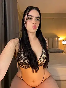 Snapshot of Mavi_Coless chatting on October 16, 1:14 am Mavi Coless online show from October 16, 1:14 am